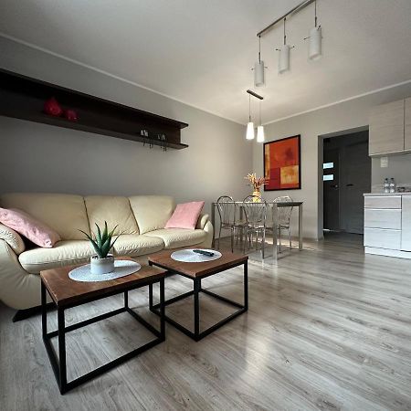 Apartament Przy Cieplickich Tezniach เยเลเนียกูรา ภายนอก รูปภาพ