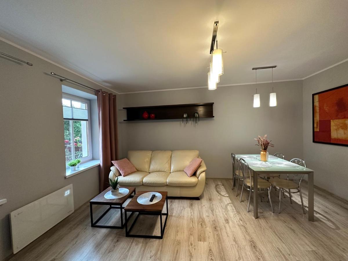 Apartament Przy Cieplickich Tezniach เยเลเนียกูรา ภายนอก รูปภาพ