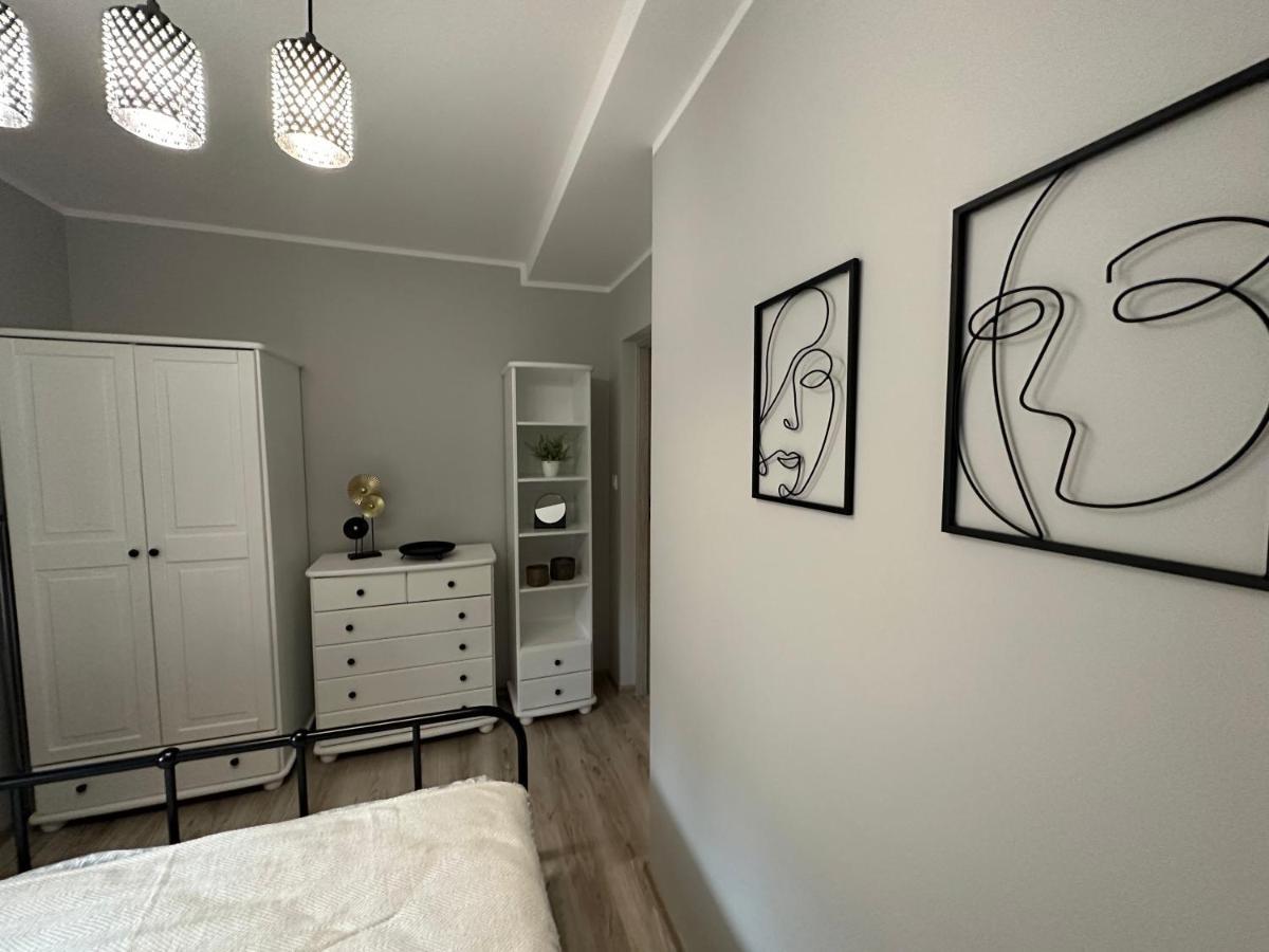 Apartament Przy Cieplickich Tezniach เยเลเนียกูรา ภายนอก รูปภาพ