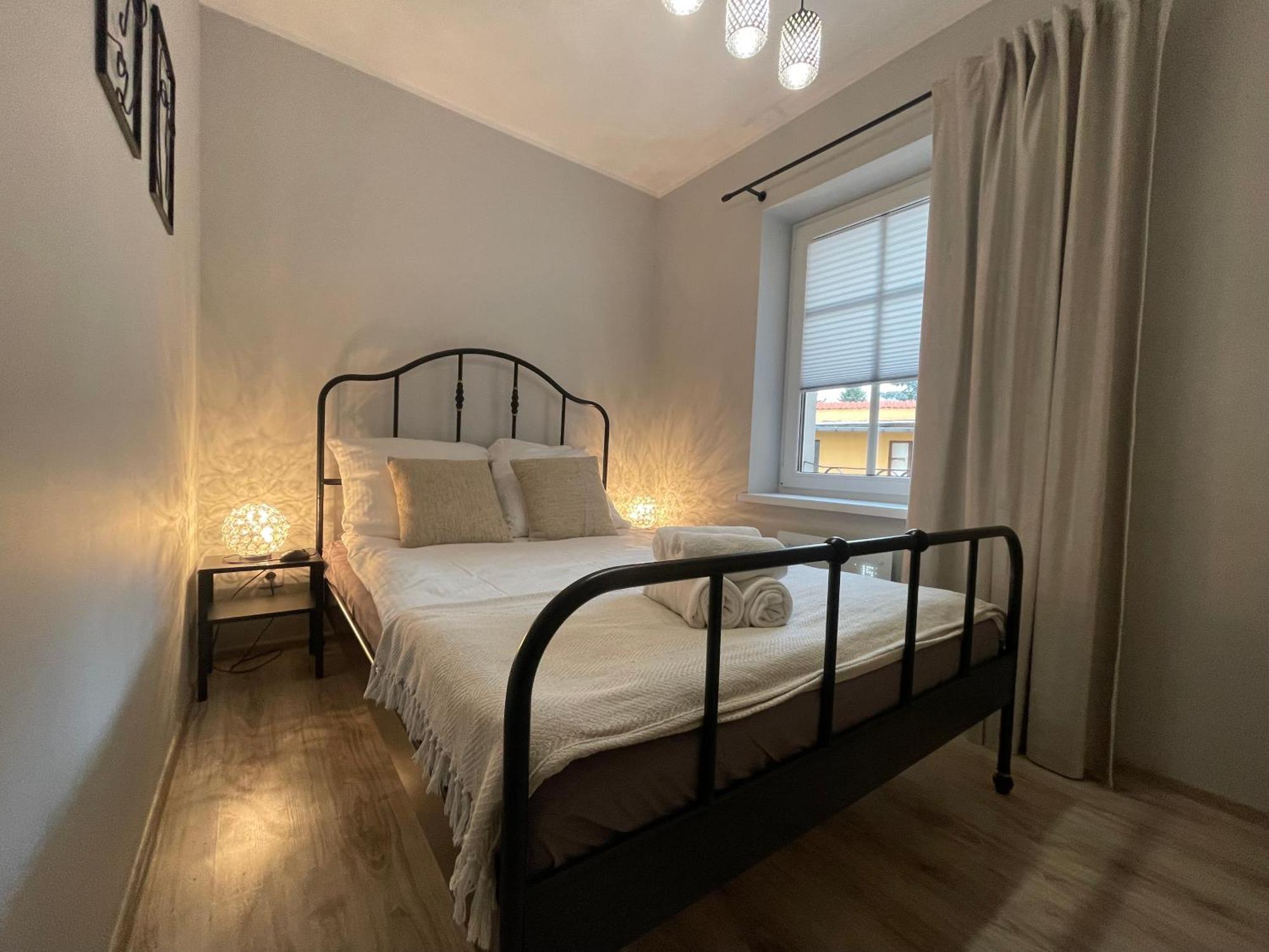 Apartament Przy Cieplickich Tezniach เยเลเนียกูรา ภายนอก รูปภาพ